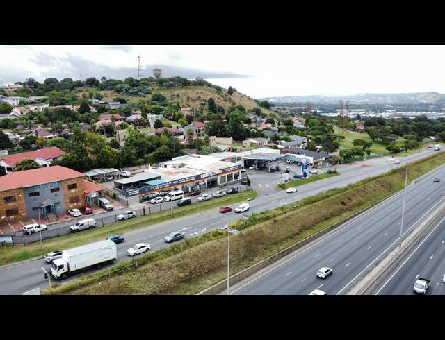 600M² WORKSHOP FOR SALE IN ACTIVIA PARK